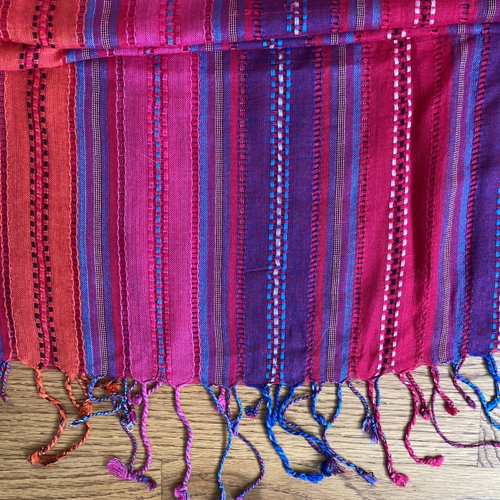 Multicolor Long Scarf 🧣 - Picture 4 of 5